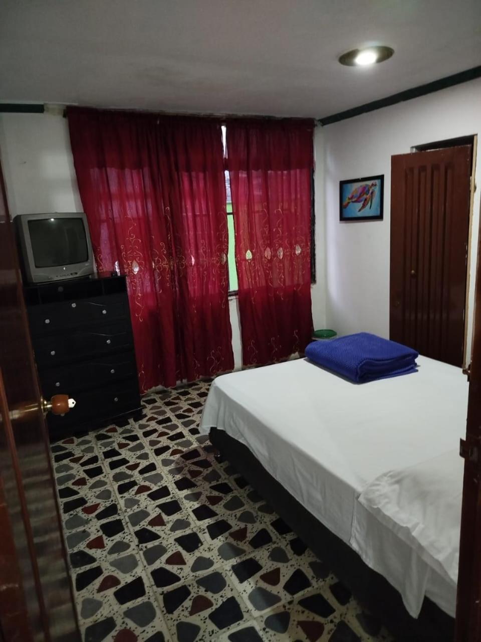 Hostal La 18 Pereira Eksteriør bilde
